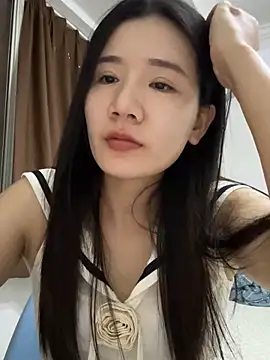 Snapshot of ruyi-13 chatting on October 15, 2025, 10:23 am ruyi-13 online show from October 15, 2025, 10:23 am