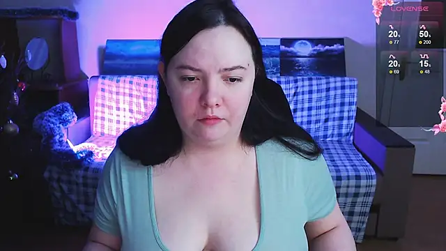 Snapshot of EmillyBones chatting on January 9, 2026, 7:21 pm EmillyBones online show from January 9, 2026, 7:21 pm