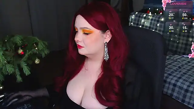 Snapshot of EmillyBones chatting on December 22, 2025, 7:25 pm EmillyBones online show from December 22, 2025, 7:25 pm