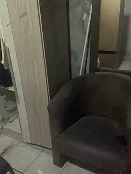 Snapshot of hmleonardo chatting on February 5, 2026, 7:26 am hmleonardo online show from February 5, 2026, 7:26 am