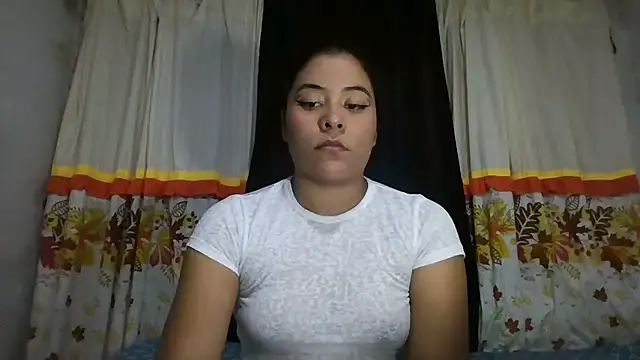 Snapshot of Iris___ chatting on October 18, 2025, 7:32 am Iris online show from October 18, 2025, 7:32 am