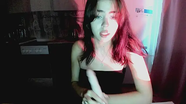 Snapshot of Kitty_Mila chatting on October 1, 2025, 11:36 am Kitty Mila online show from October 1, 2025, 11:36 am