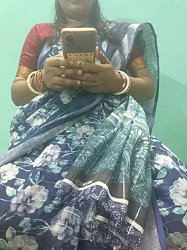 desi boudi87 online show from October 6, 2025, 12:39 pm