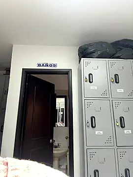 Snapshot of MAGIC_TESSA chatting on January 13, 2026, 1:15 pm MAGIC TESSA online show from January 13, 2026, 1:15 pm