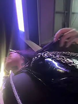 Snapshot of MAGIC_TESSA chatting on January 15, 2026, 10:29 am MAGIC TESSA online show from January 15, 2026, 10:29 am