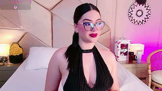 Catalina-Malave online show from April 10, 2026, 11:45 pm