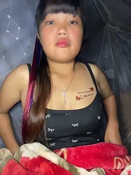 Snapshot of delwyn- chatting on October 23, 2025, 4:05 pm delwyn- online show from October 23, 2025, 4:05 pm