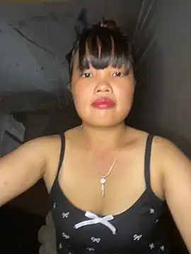 Snapshot of delwyn- chatting on September 16, 2025, 2:45 am delwyn- online show from September 16, 2025, 2:45 am
