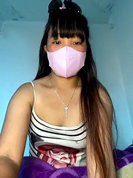 Snapshot of delwyn- chatting on November 4, 2025, 3:54 am delwyn- online show from November 4, 2025, 3:54 am