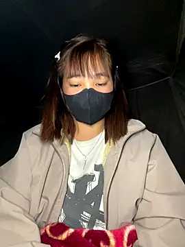 Snapshot of delwyn- chatting on December 2, 2025, 3:47 pm delwyn- online show from December 2, 2025, 3:47 pm