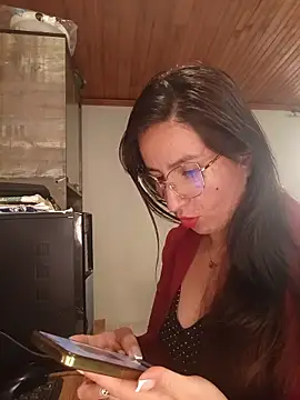 Snapshot of ERIKA__29 chatting on October 13, 2025, 12:51 pm ERIKA 29 online show from October 13, 2025, 12:51 pm