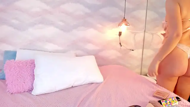 jazlin angels online show from November 26, 2025, 8:03 am