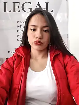 Snapshot of CHARLOTTE__05 chatting on November 1, 2025, 2:22 pm CHARLOTTE 05 online show from November 1, 2025, 2:22 pm