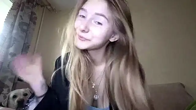 Snapshot of Nymera_flare chatting on October 6, 2025, 6:03 am Nymera flare online show from October 6, 2025, 6:03 am