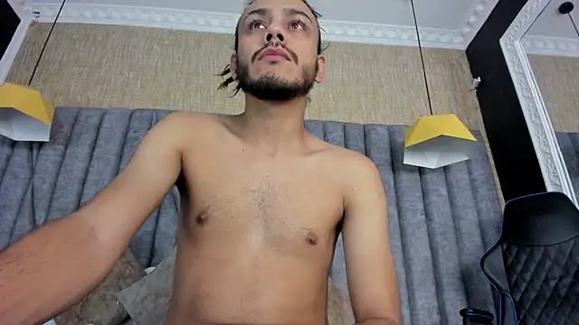 Snapshot of Boss_Domiinator chatting on November 27, 2025, 3:29 am Boss Domiinator online show from November 27, 2025, 3:29 am