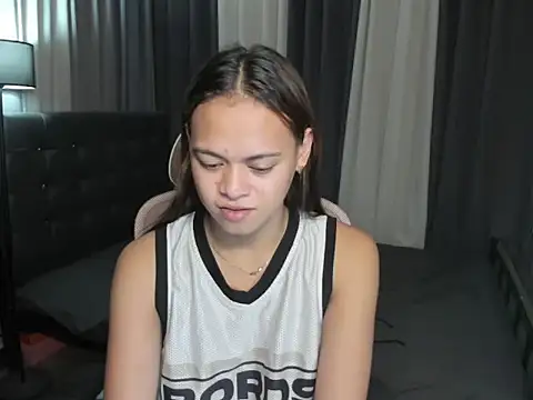 Seductive Margaux online show from February 19, 2026, 8:50 pm