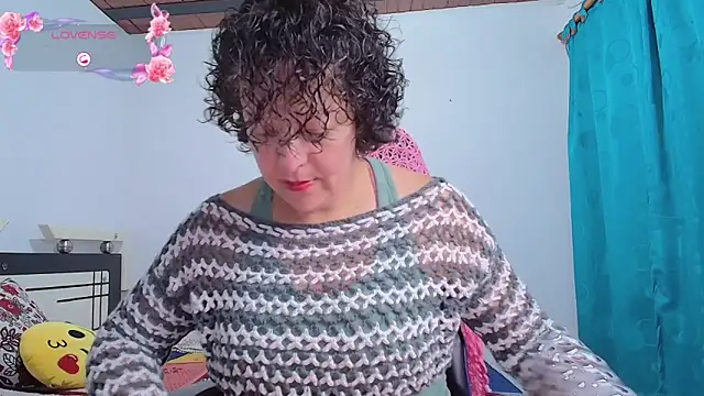 Snapshot of Miss_Oriana chatting on October 9, 2025, 4:18 pm Miss Oriana online show from October 9, 2025, 4:18 pm