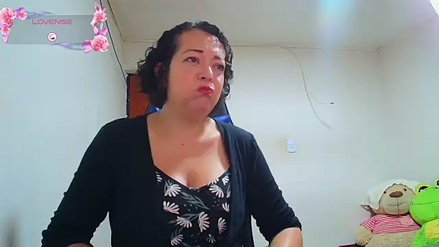 Miss Oriana online show from November 14, 2025, 4:54 pm