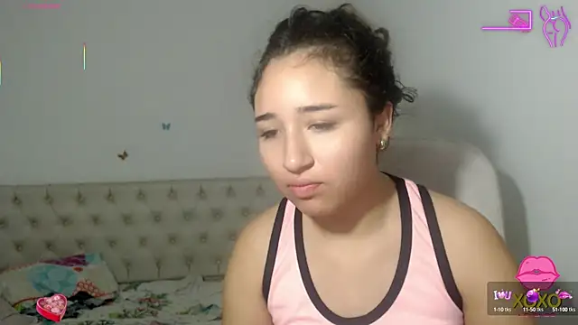 Snapshot of sasha_17_ chatting on October 8, 2025, 2:29 pm sasha 17 online show from October 8, 2025, 2:29 pm