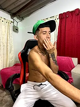 dilan abraham12 online show from November 6, 2025, 5:55 am