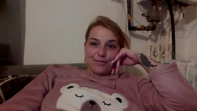 Sakura 2000 online show from March 10, 2026, 9:08 pm