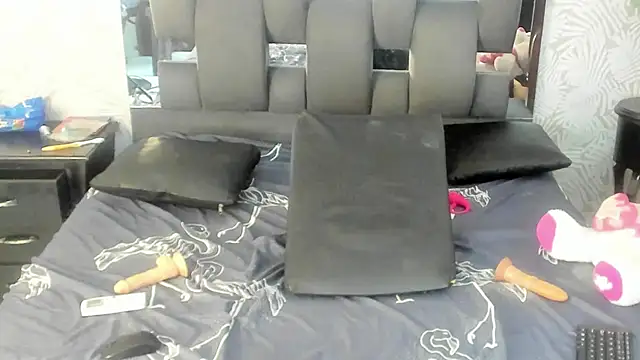 MissDiabla  online show from January 10, 2026, 12:50 am