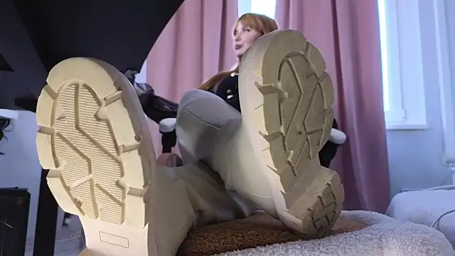 Snapshot of CruelSiren chatting on February 7, 2026, 8:00 am CruelSiren online show from February 7, 2026, 8:00 am