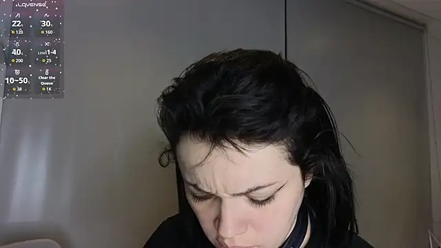 Snapshot of novafet chatting on January 8, 2026, 8:31 am novafet online show from January 8, 2026, 8:31 am