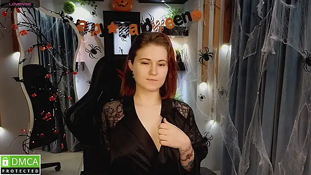 Roxy foxi online show from November 3, 2025, 1:11 am