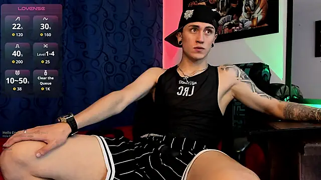 Sebas maverick online show from December 4, 2025, 2:32 am