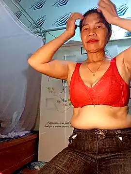 Snapshot of Ella3838 chatting on September 20, 2025, 7:57 am Ella3838 online show from September 20, 2025, 7:57 am