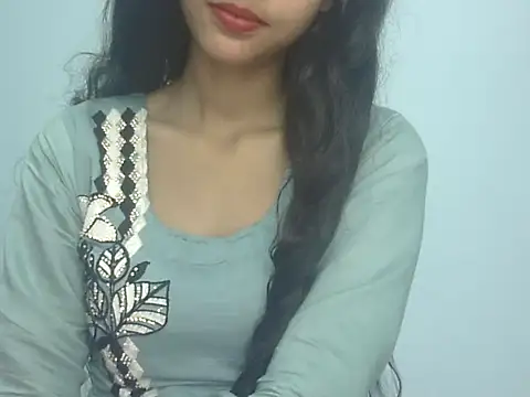 Snapshot of Saniya9B chatting on December 18, 2025, 5:06 pm Saniya9B online show from December 18, 2025, 5:06 pm