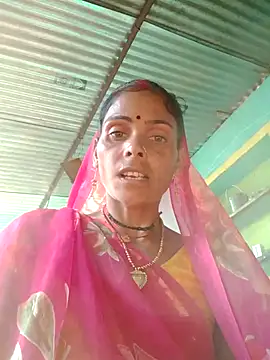 Snapshot of H_seema chatting on October 5, 2025, 2:35 am H seema online show from October 5, 2025, 2:35 am