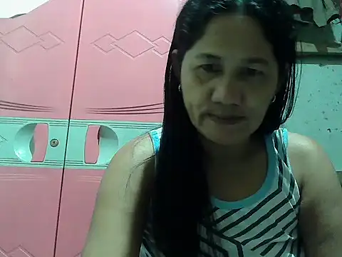 hotmama 063 online show from October 13, 2025, 8:10 pm