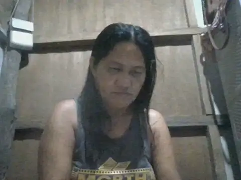 Snapshot of hotmama_063 chatting on June 18, 2026, 9:42 pm hotmama 063 online show from June 18, 2026, 9:42 pm