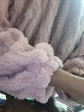 Snapshot of Aidakhan1212 chatting on December 21, 2025, 4:25 am Aidakhan1212 online show from December 21, 2025, 4:25 am