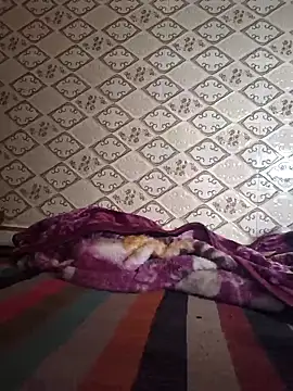 Snapshot of Aidakhan1212 chatting on December 16, 2025, 3:27 pm Aidakhan1212 online show from December 16, 2025, 3:27 pm