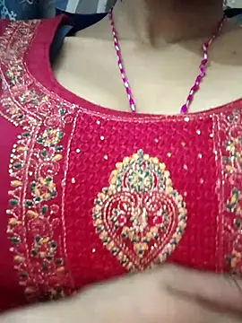 Snapshot of Aidakhan1212 chatting on November 19, 2025, 3:17 am Aidakhan1212 online show from November 19, 2025, 3:17 am