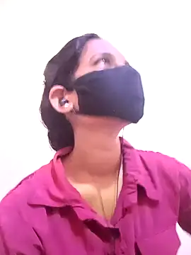 BebyDoll 143 online show from September 19, 2025, 9:13 am