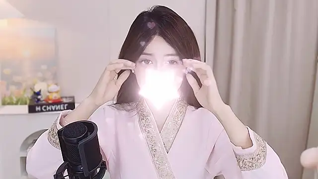 Snapshot of Wow-fairy chatting on June 17, 2026, 12:59 pm Wow-fairy online show from June 17, 2026, 12:59 pm