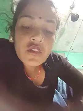 Nillohot online show from October 15, 2025, 11:24 pm
