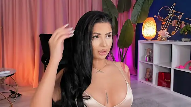 Snapshot of KylieKroftt chatting on September 13, 2025, 2:06 pm KylieKroftt online show from September 13, 2025, 2:06 pm