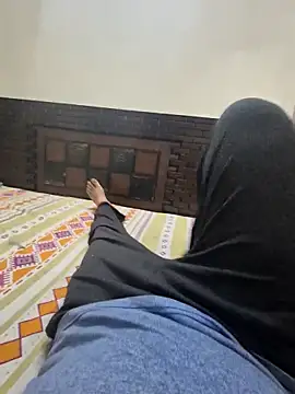 kkkk1882 online show from November 4, 2025, 6:17 am