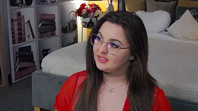 Mia Swano online show from January 13, 2026, 1:53 am