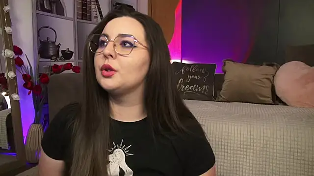 Snapshot of Mia_Swano chatting on May 24, 2026, 1:16 am Mia Swano online show from May 24, 2026, 1:16 am