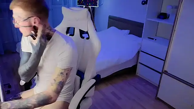 c10h15on1 online show from February 18, 2026, 3:48 am