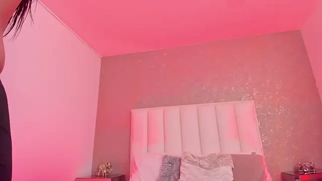 KaylieBrooks online show from January 7, 2026, 6:02 pm