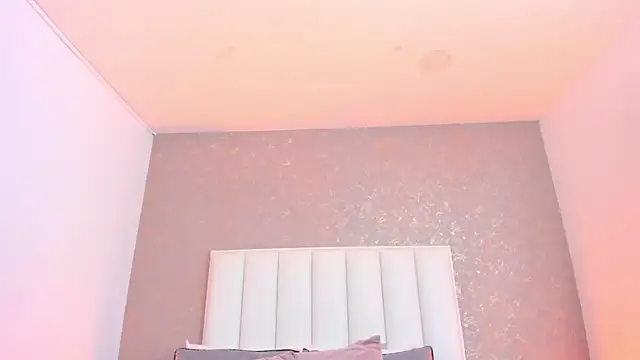 KaylieBrooks online show from March 25, 2026, 5:34 pm