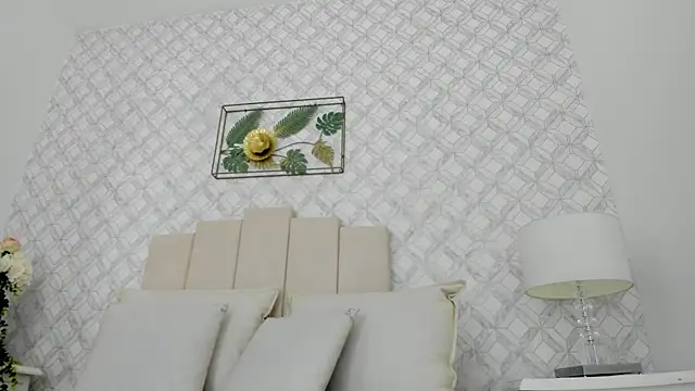 Snapshot of CannelaSmith chatting on May 28, 2026, 2:34 pm CannelaSmith online show from May 28, 2026, 2:34 pm