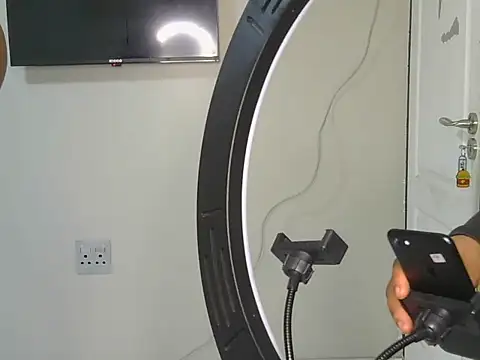 Sultry Booty online show from November 16, 2025, 2:38 am